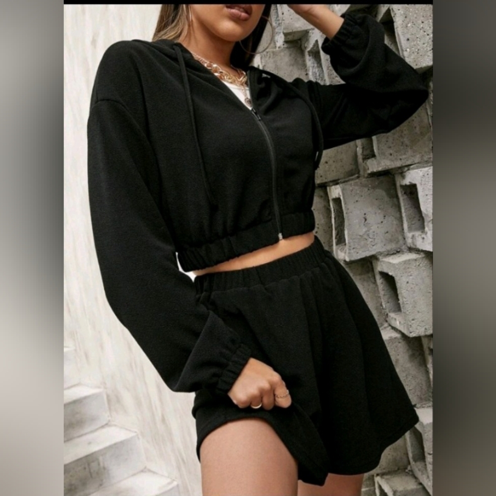 New 2pc hooded jacket & shorts set